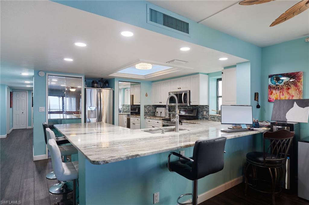 MLS #2025001027 image #0