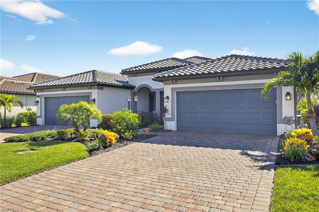 MLS #2025002731 image #0