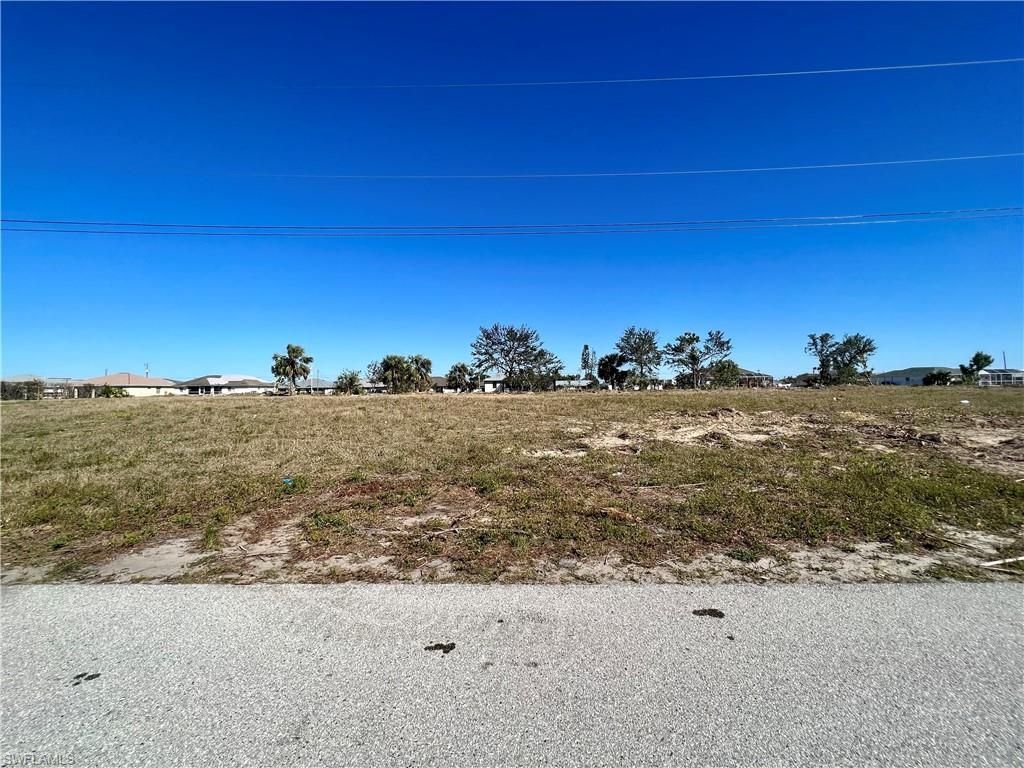 MLS #2025003300 image #0