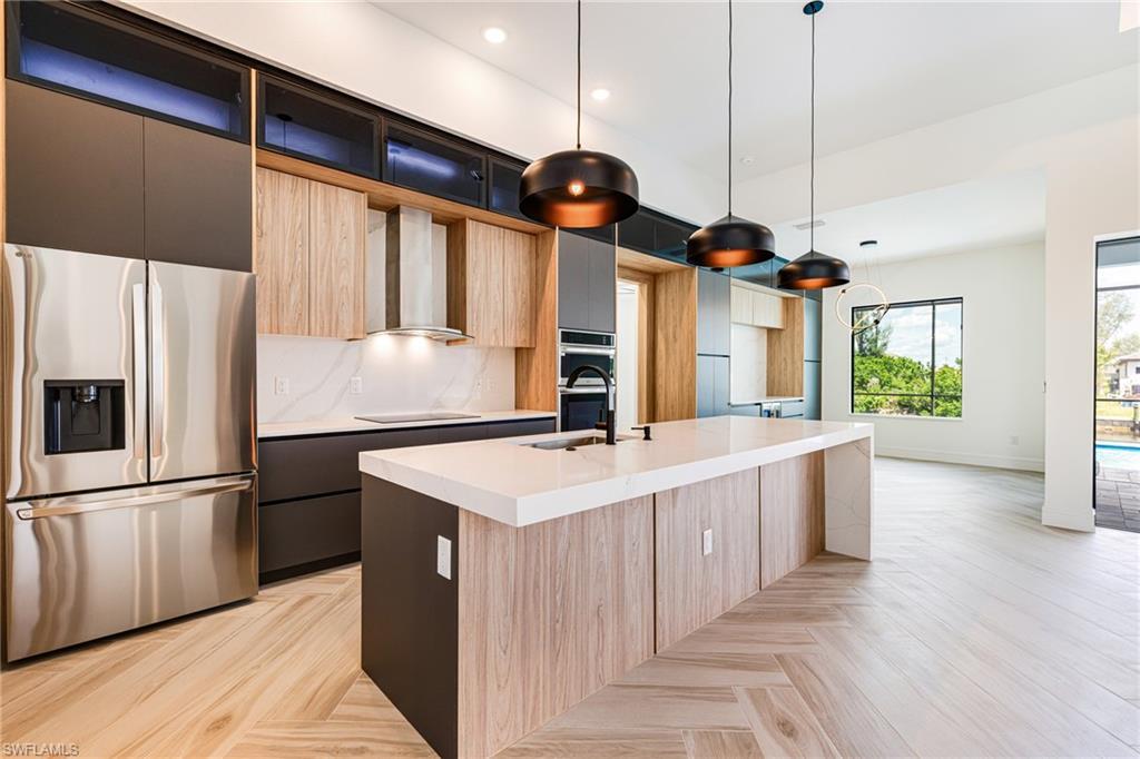 MLS #2025004231 image #0