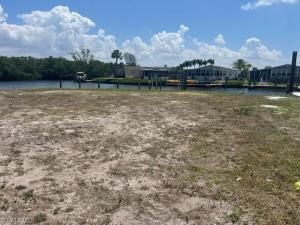 MLS #2025004375 image #0