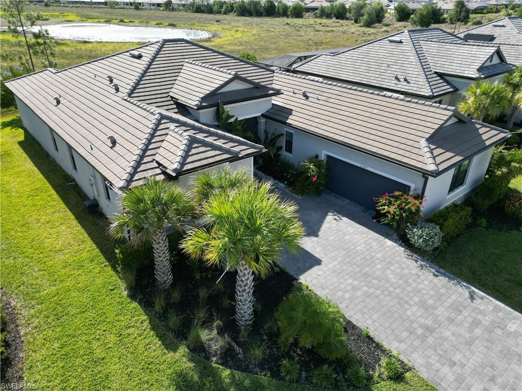 MLS #2025005738 img 0