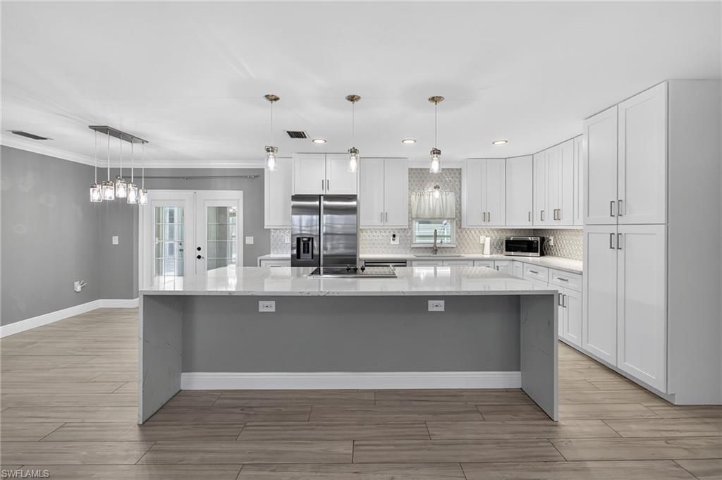 MLS #2025011009 image #0