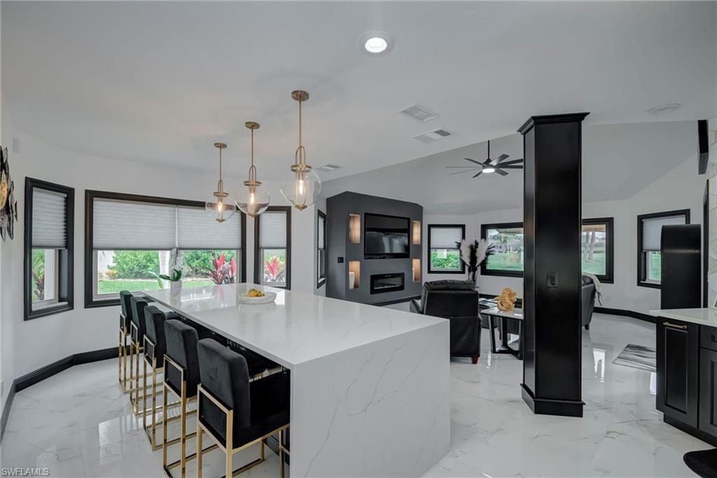 MLS #2025013911 image #0