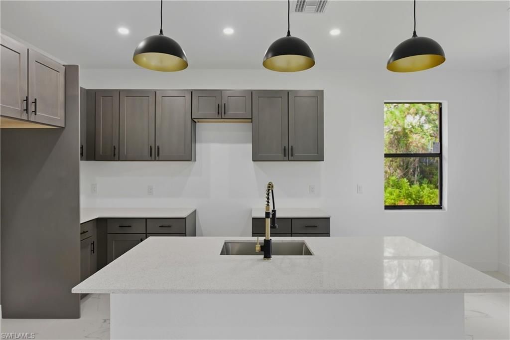 MLS #2025015308 image #0