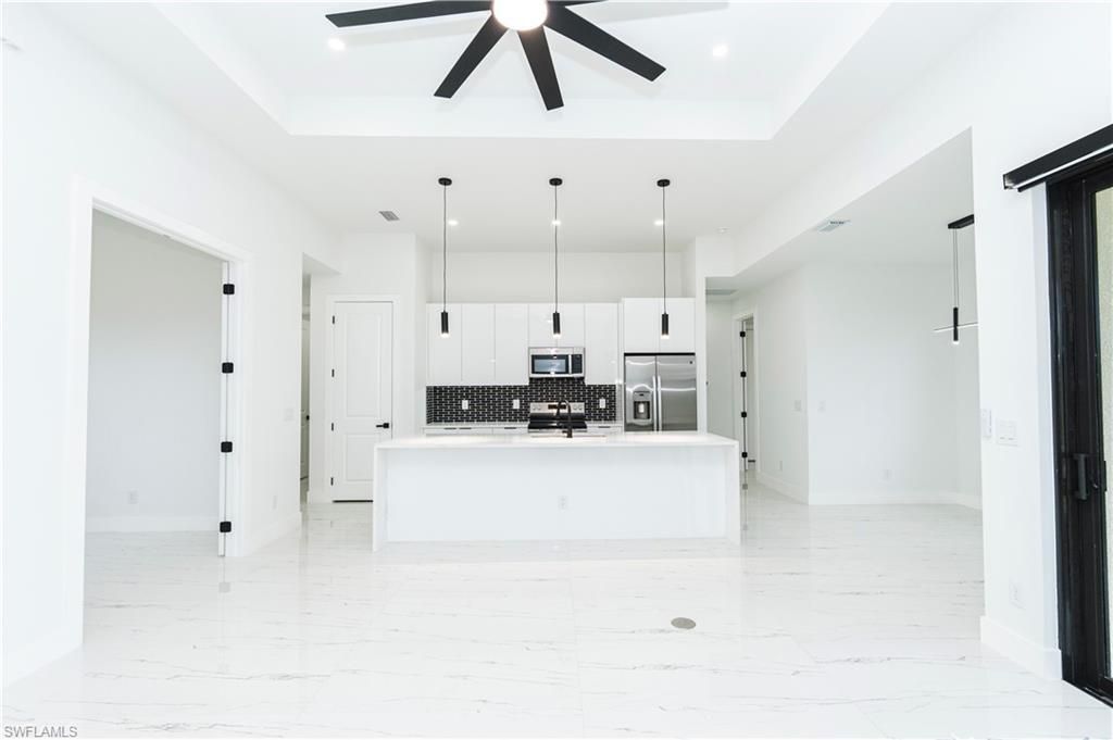 MLS #2025018313 image #0