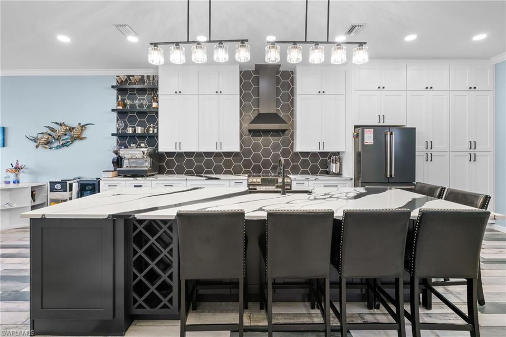 MLS #2025019571 image #0