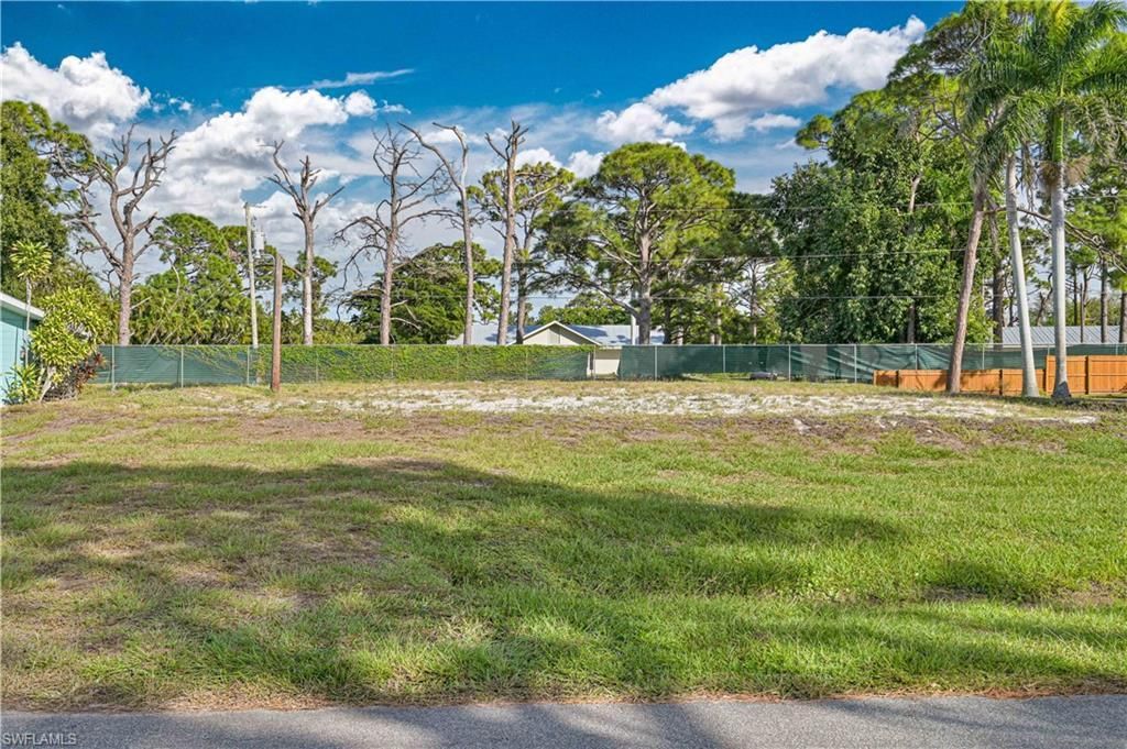 MLS #2025020670 image #0