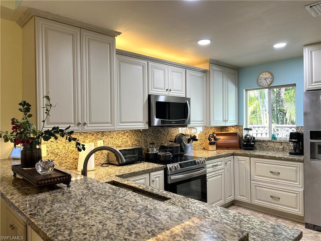 MLS #2025021785 image #0