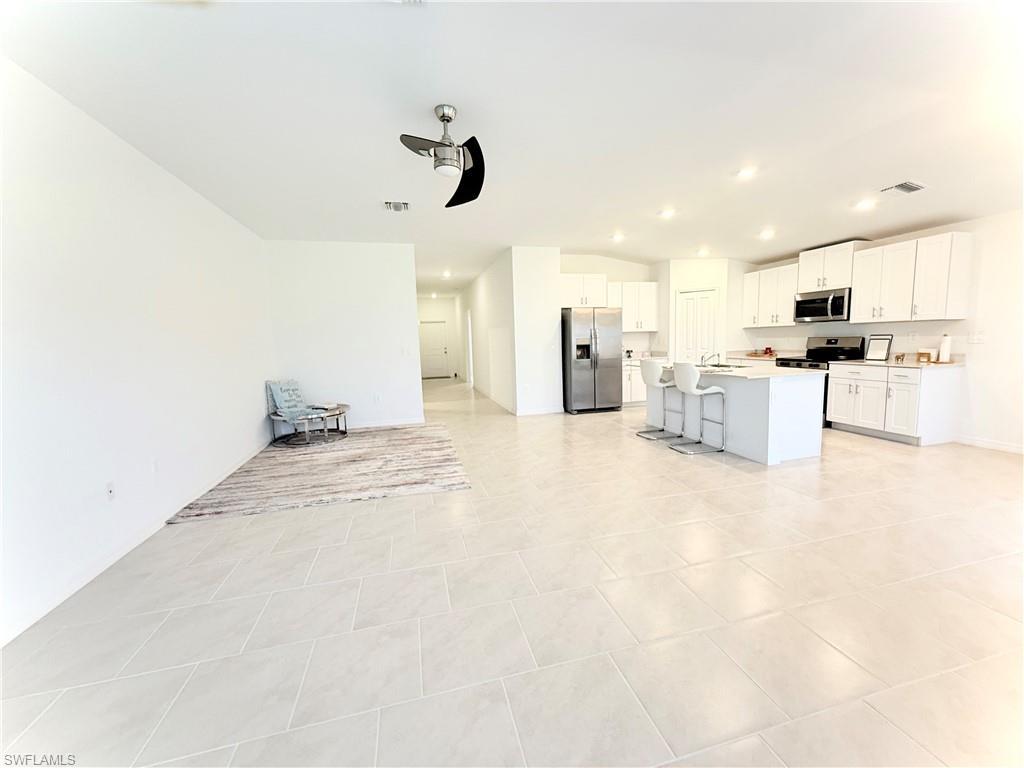 MLS #2025021890 image #0