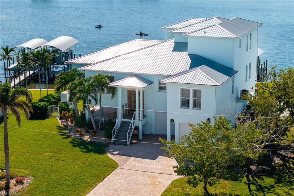 MLS #2025021960 image #0
