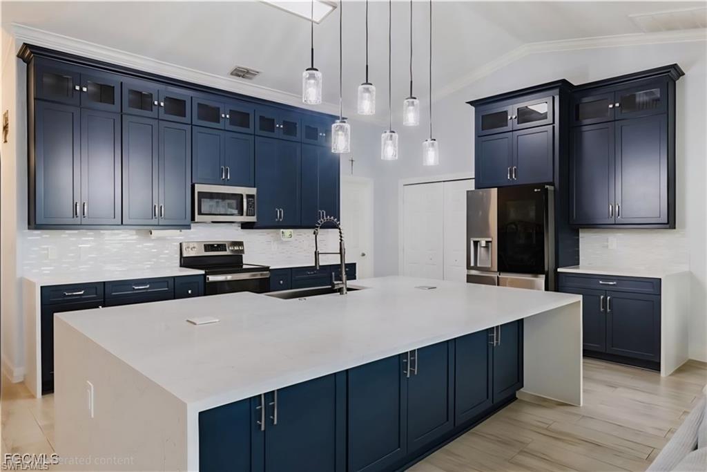 MLS #2025022510 image #0