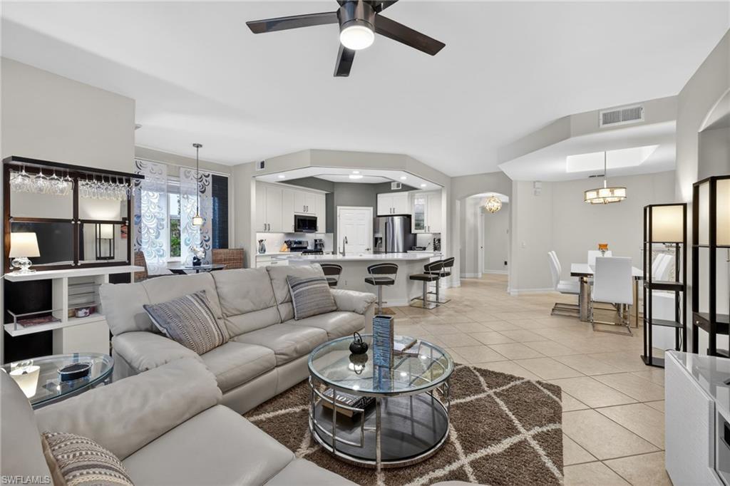 MLS #2025023161 image #0