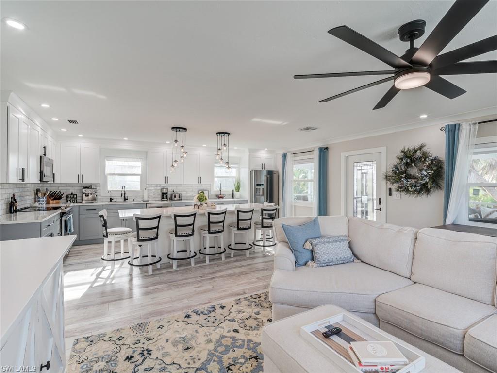 MLS #2025023500 image #0