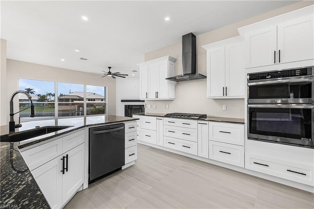 MLS #2025023913 image #0