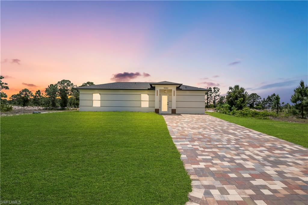 MLS #2026018332 image #0