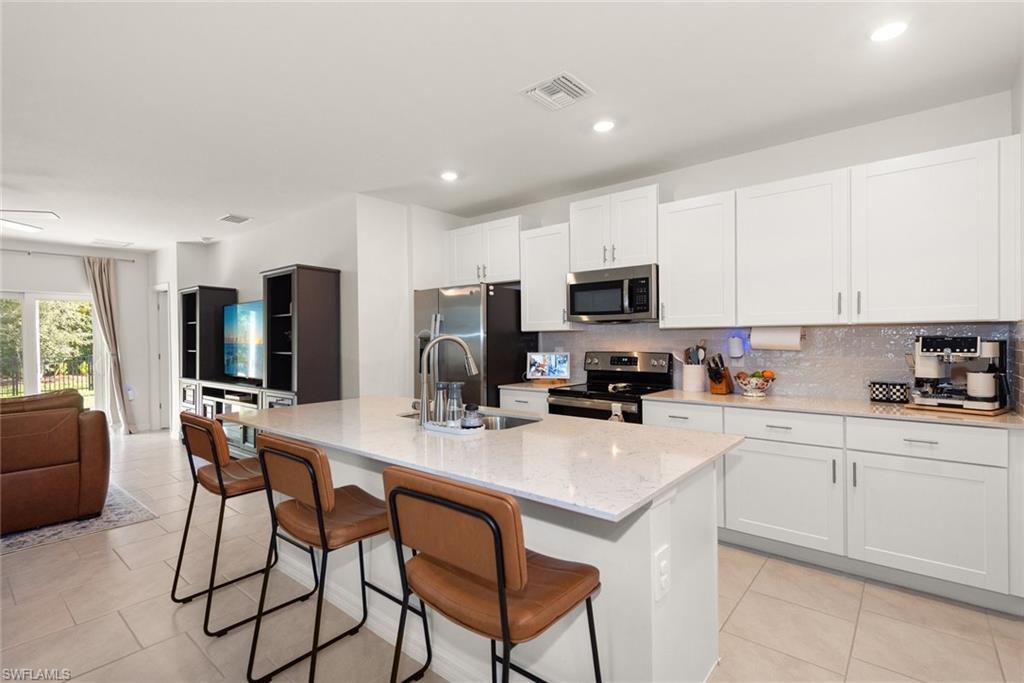 MLS #2026024390 image #0
