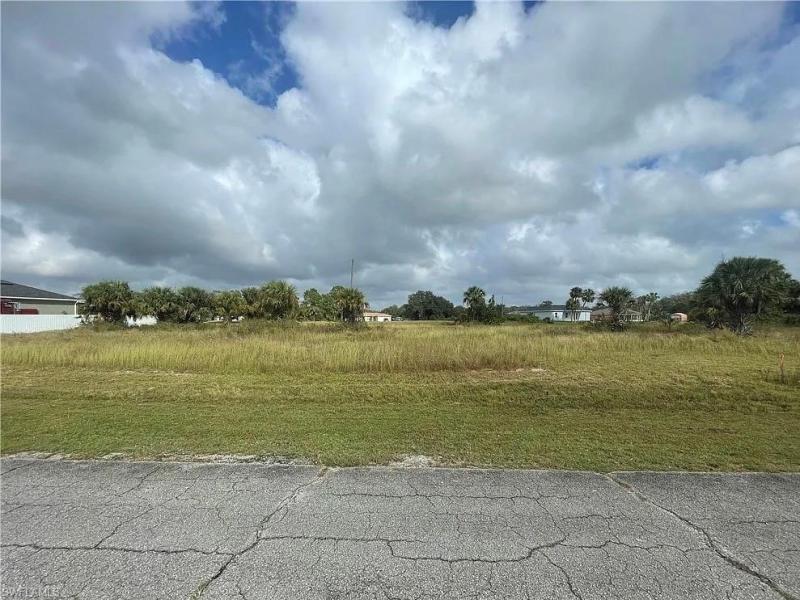 MLS #2026037949 image #0