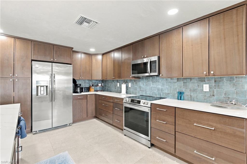 MLS #2026038957 image #0