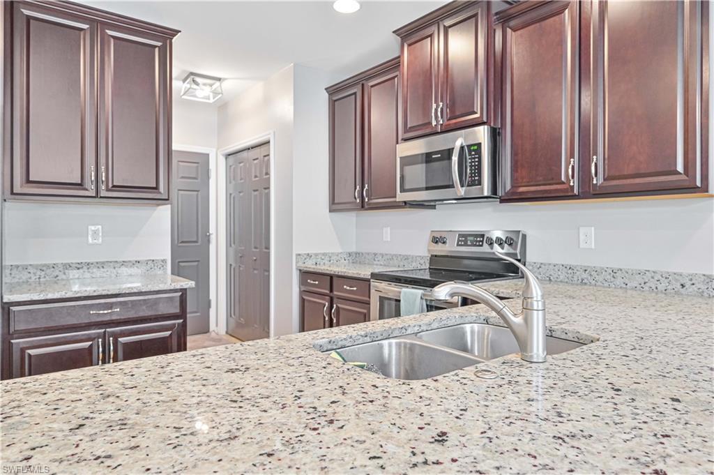 MLS #2026043277 image #0