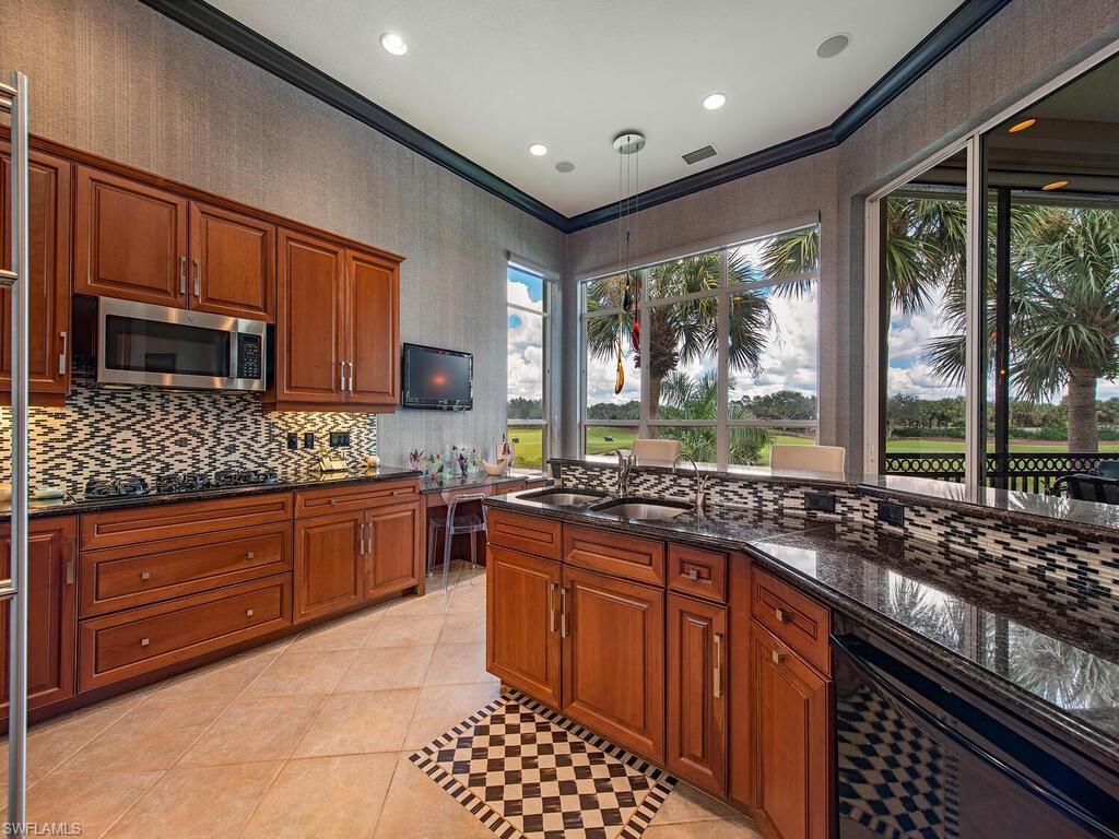 MLS #222071490 image #3