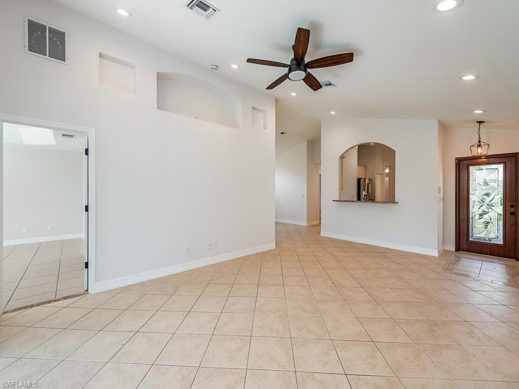 MLS #223017718 image #3