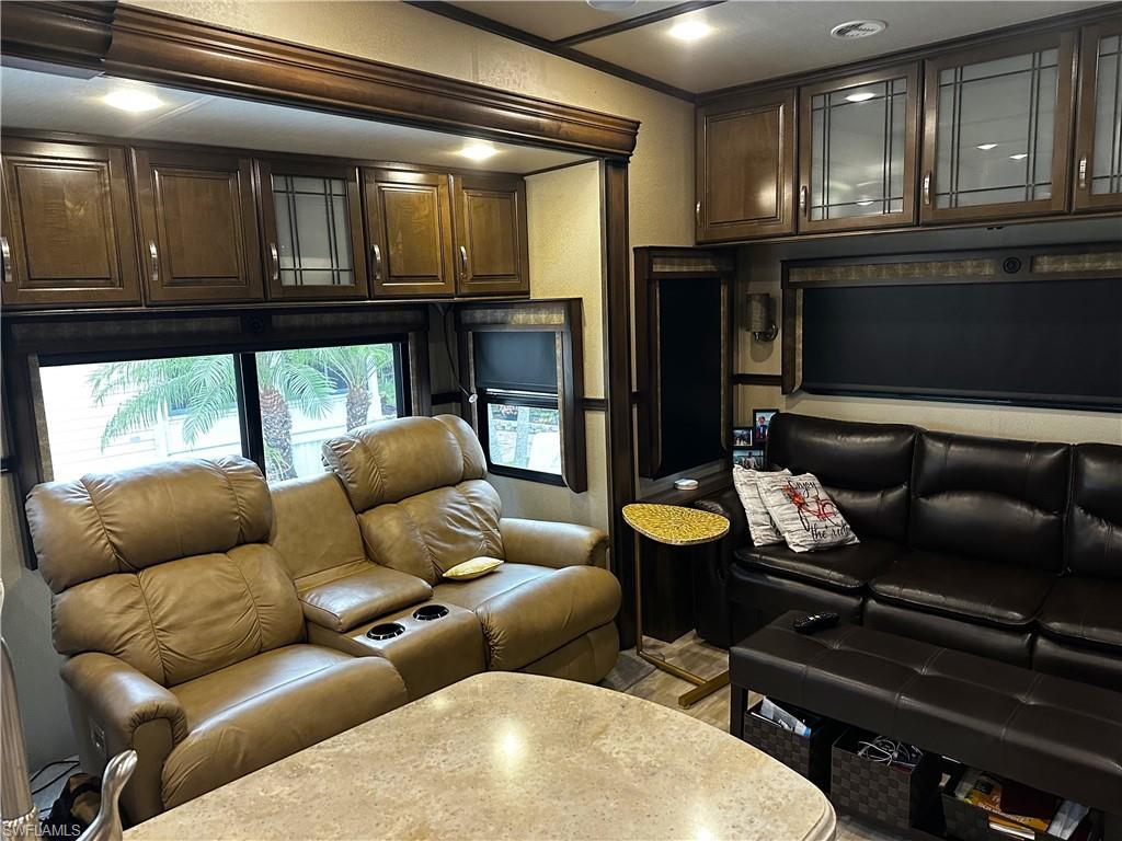 MLS #223058372 image #4