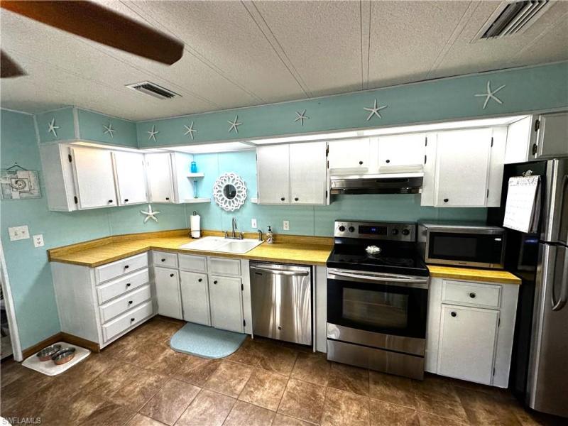 MLS #223070059 image #3