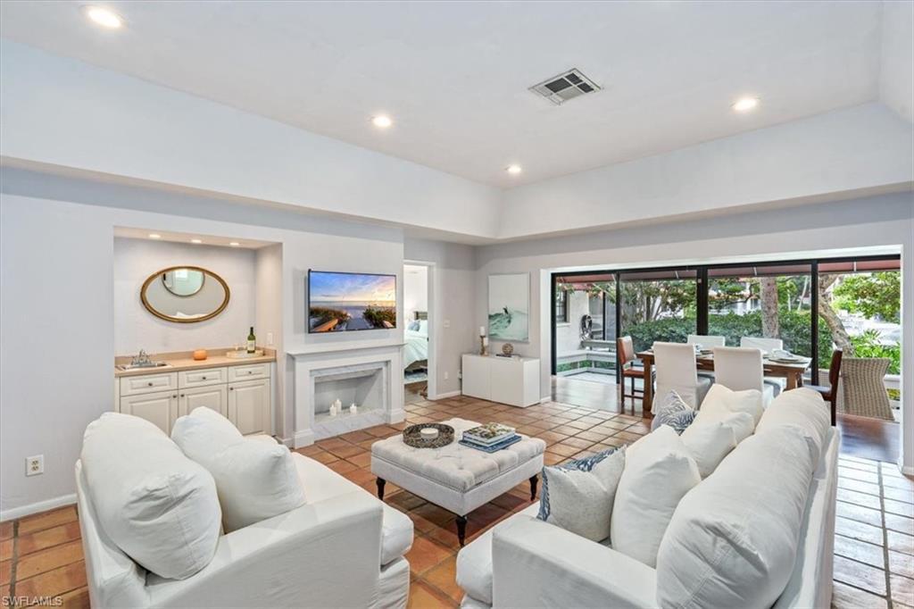 MLS #223073433 image #2