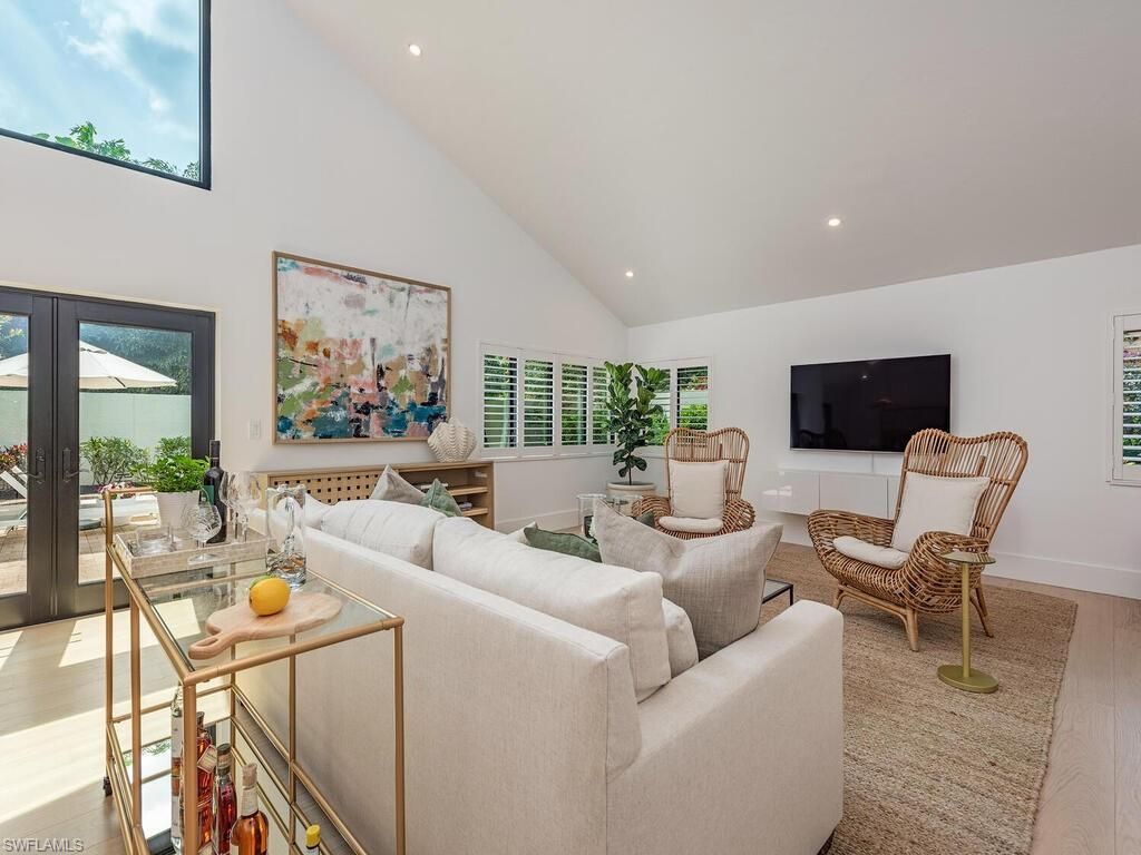 MLS #224017476 image #1