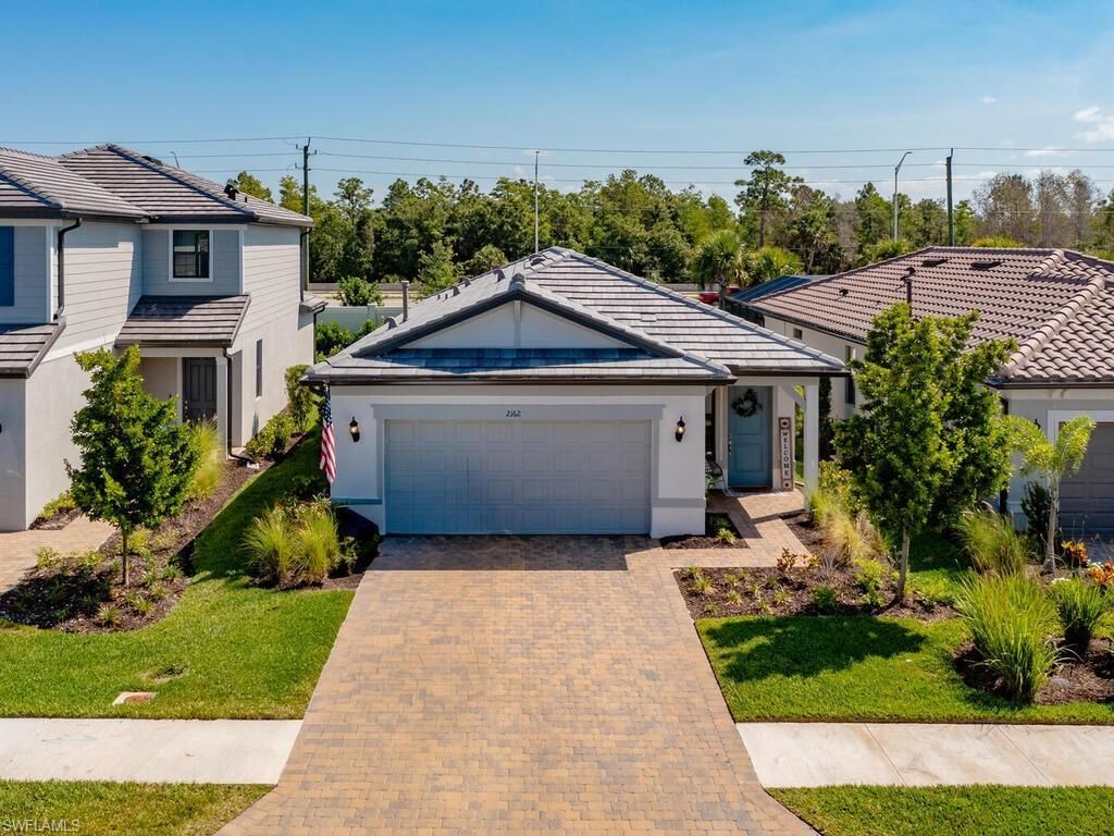 MLS #224037704 image #0