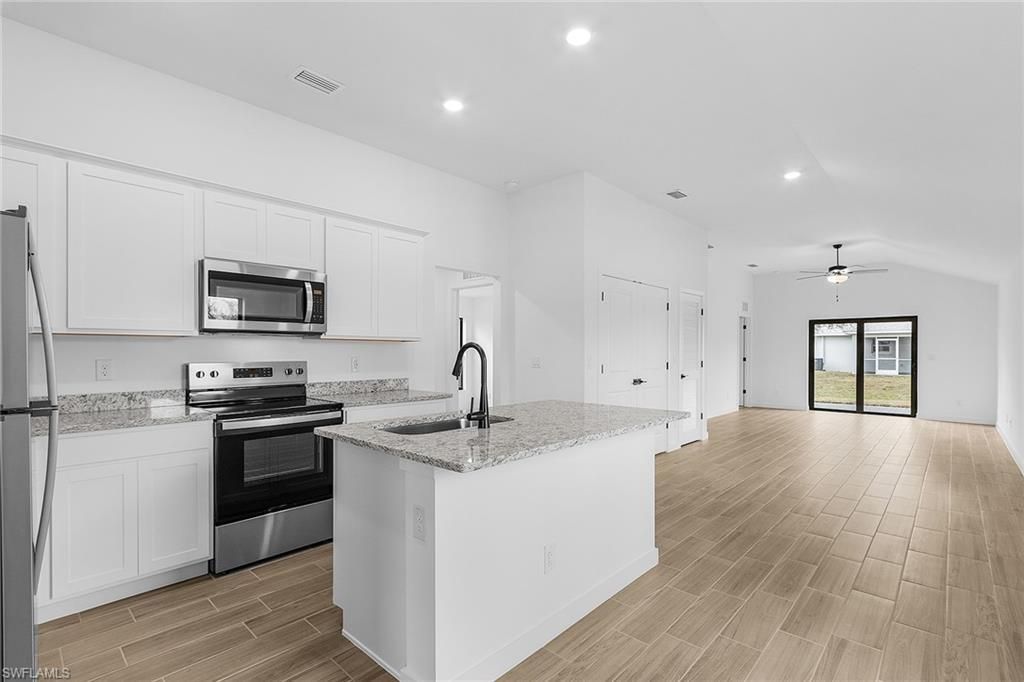 MLS #224074414 image #0