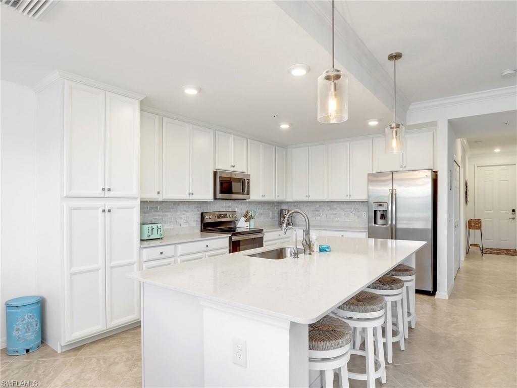 MLS #224099564 image #0