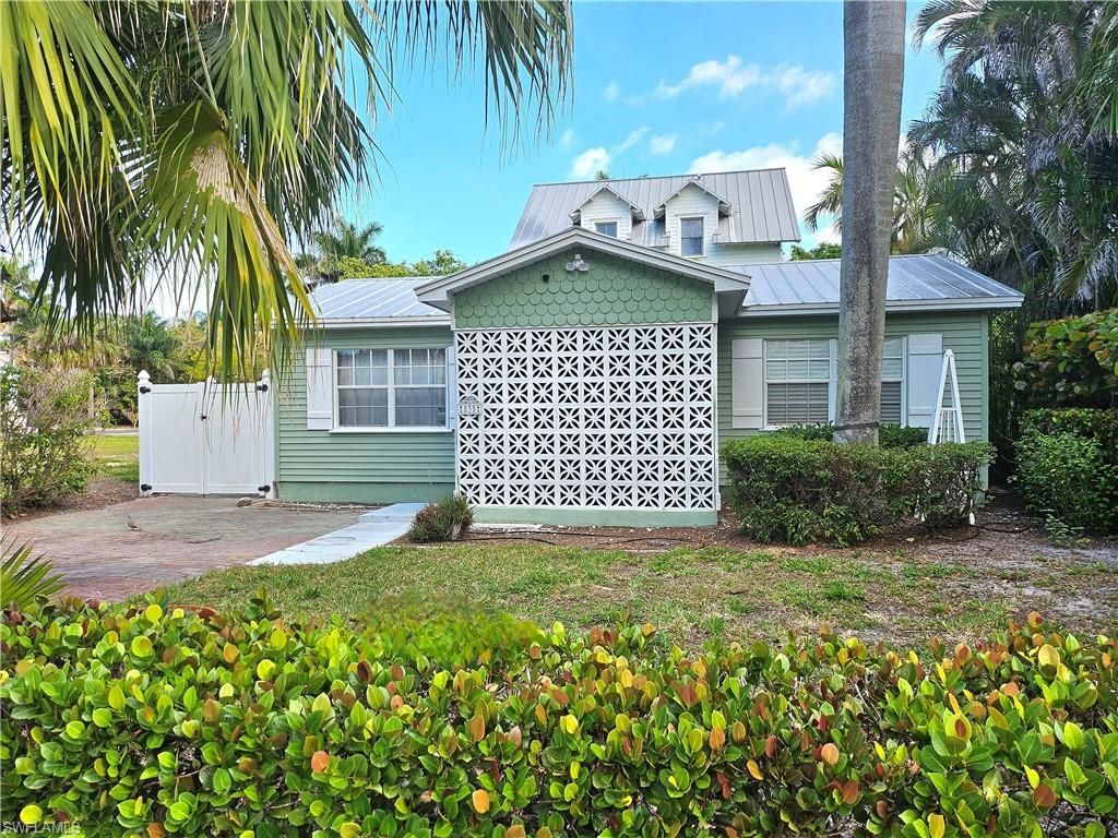 MLS #225037861 image #0