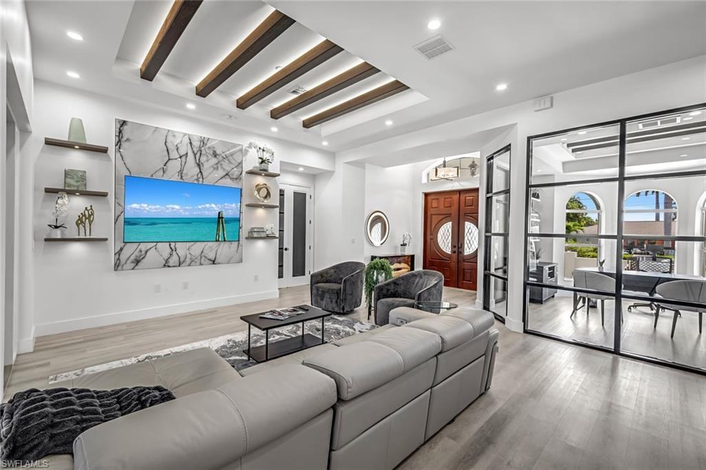 MLS #225044956 image #0