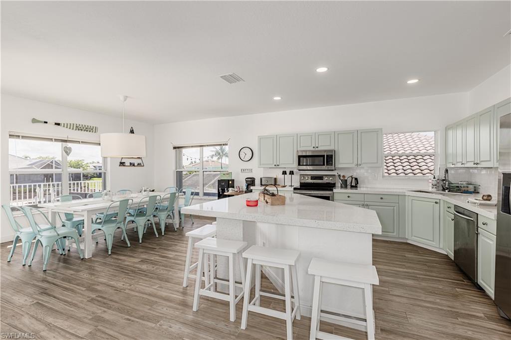 MLS #225057425 image #0