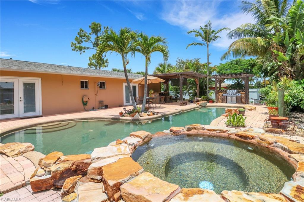 MLS #225065420 image #0