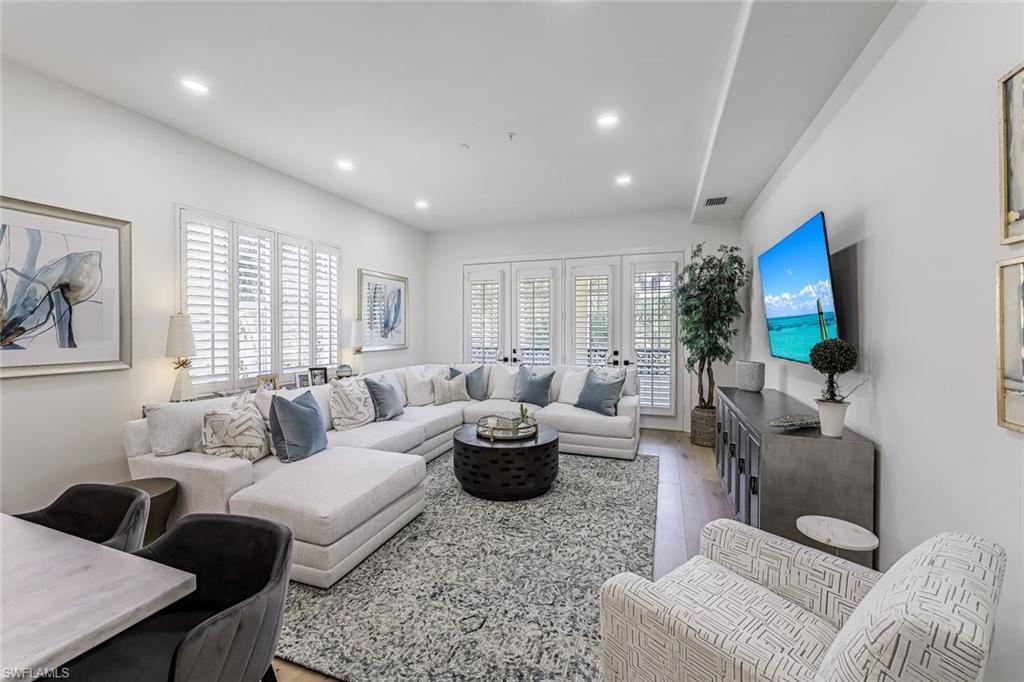 MLS #225066893 image #0