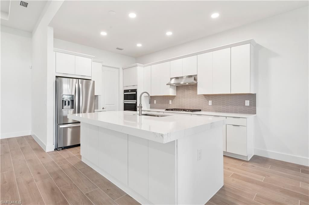 MLS #225069550 image #0
