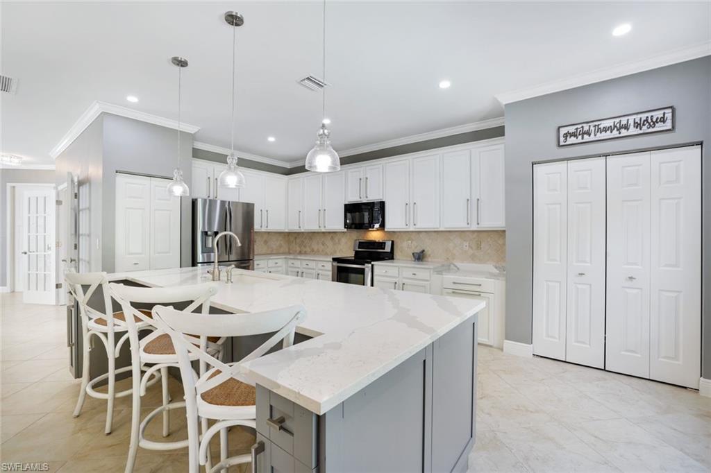 MLS #225070600 image #0