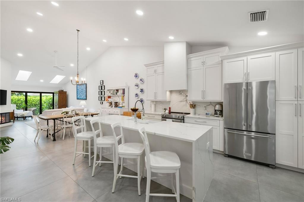 MLS #225072647 image #0