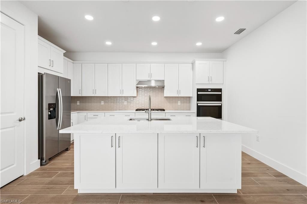 MLS #225072750 image #0