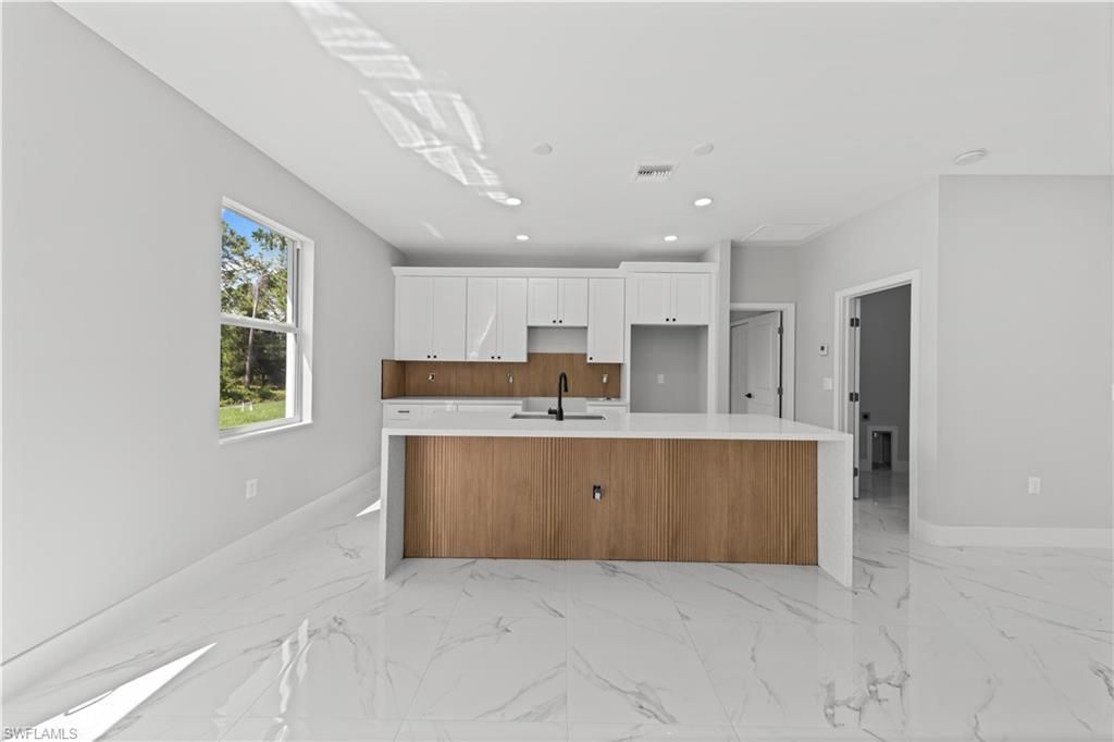 MLS #225074718 image #0