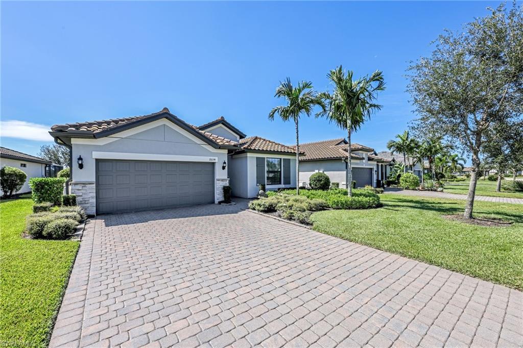 MLS #225075400 image #0