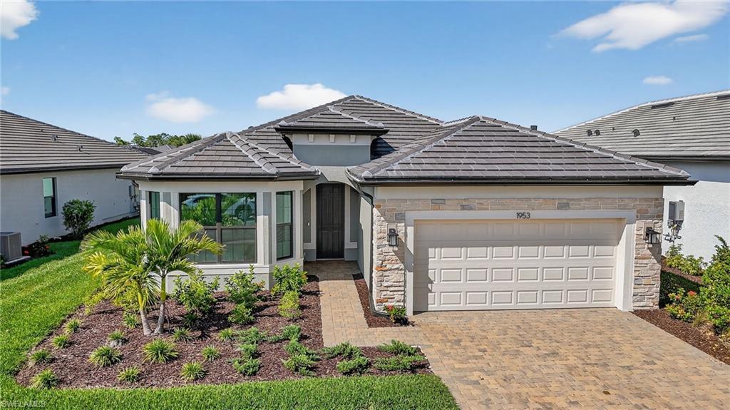 MLS #225075780 image #0