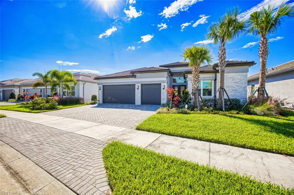 Eucalyptus Lane Naples Flnull