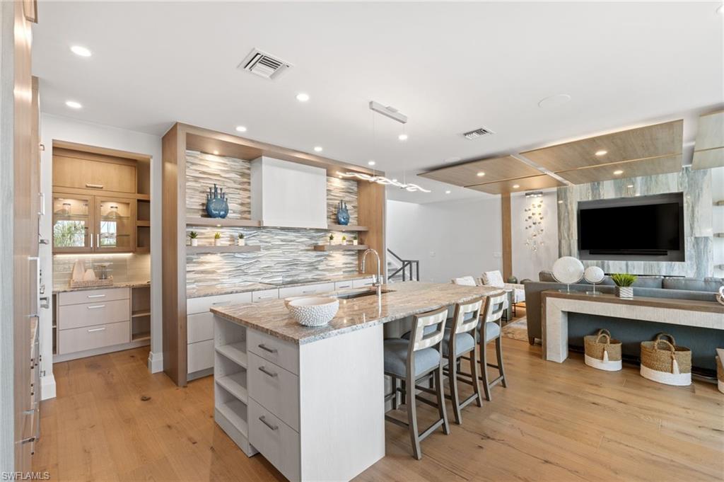 MLS #225082453 image #0