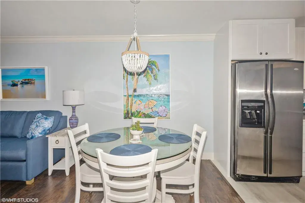 190 Turtle Lake CT 311 NAPLES FL 34105 MLS 225082831